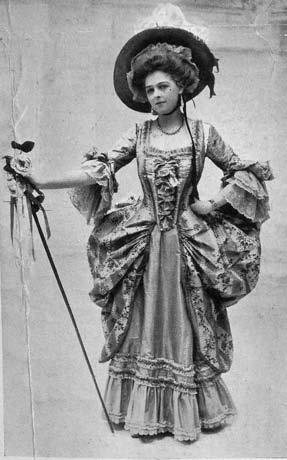 6 However, when studied alongside Fig. 2. Marie Lohr as Lady Teazle in The School for Scandal, His Majesty s Theatre, 1909.