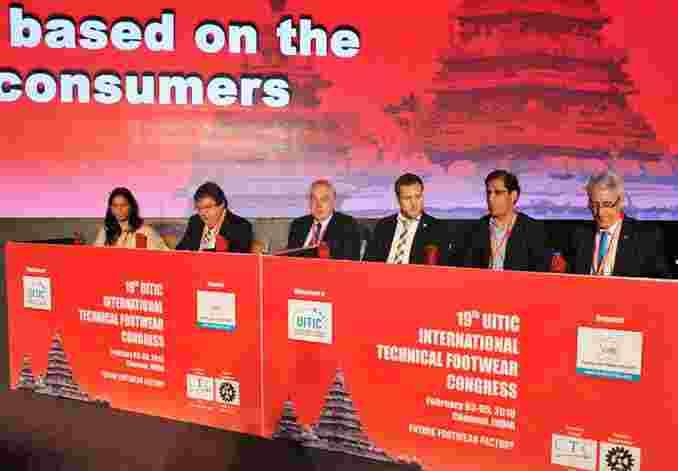 Session I - Part 2 4th February 2016 Special Feature The title for this Session was A Manufacturing based on the needs of the consumers This Session was chaired by Mrs Satyam Srivastava, Footwear
