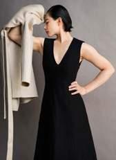 18 OFF FARM CHINA PROMOTION: HER ERA, HER POWER China s most fashionable and talented women have showcased the best of the new season s Merino wool collections to help increase demand for the fibre.