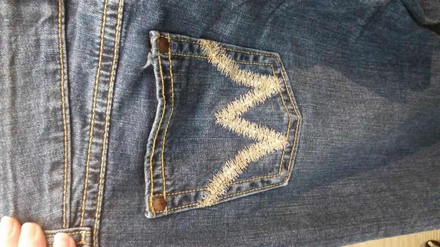 Western Attire: Legal Jeans Minimal