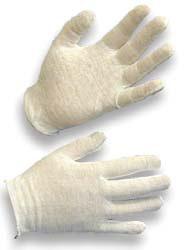 The nitrile coating provides optimal hand protection from cuts, punctures, snags and abrasion yet the non-coated back allows your hand to breathe.