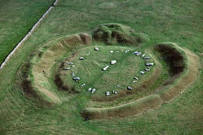 Arbor Low, in the Peak District, Derbyshire, England, consists of about 50 large limestone blocks, quarried from a local