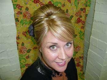 2-3 2-4 Holiday Updo Style #3 (following) Loopy Create 6 to 8 triangular sections and
