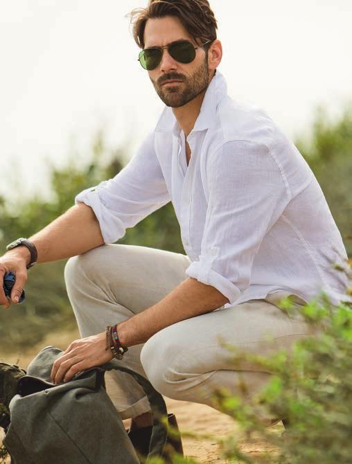 Perry Ellis YOU RE SO COOL: For beach and beyond, head-to-toe linen makes laid-back