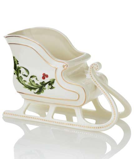 c h r i s t m a s i s s at u r day, d e c e m b e r 5 t h dashing display The FTD Season s Greetings Bouquet C4 Our ceramic sleigh is adorned with a delicate gold and holly pattern.
