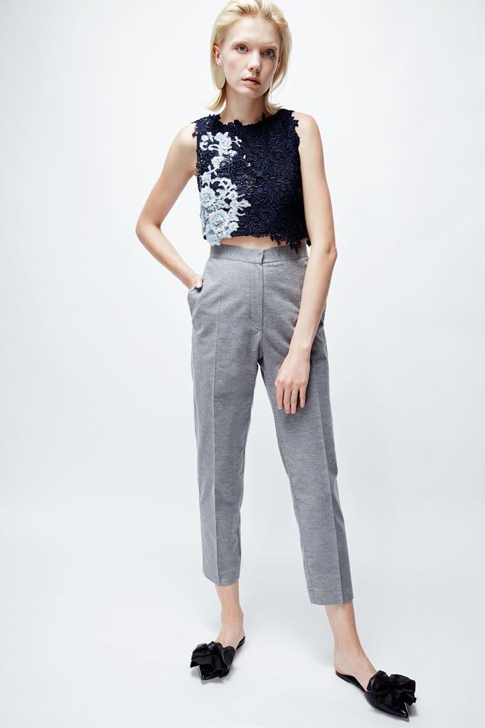 TOP LILY & ALAIN TROUSERS CROPPED SATIN TOP WITH HAND EMBROIDERED LACE APPLICATIONS 100% VIRGIN