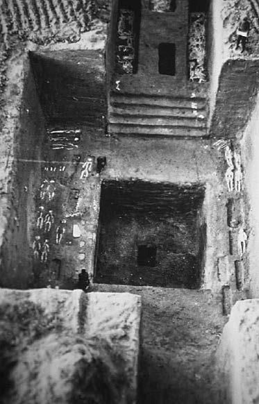 ANCIENT CHINA Three tomb excavations The following are descriptions of three important tomb excavations from the 19