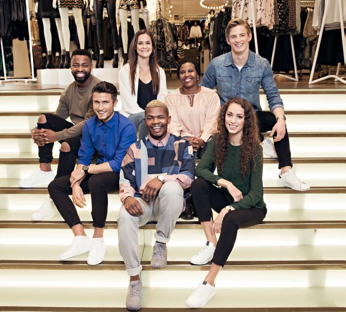 OUR EMPLOYEES Every employee makes a difference Employees' commitment is the key to the H&M group s success.