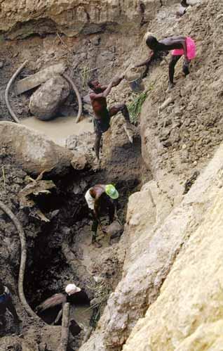 mainly on alluvial deposits or on the surface portions of pipes or fissures (dikes).