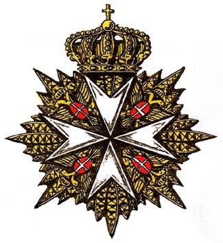 Bailiff Grand Cross of Justice. The Breast Star consists of a star with eight rays and two intermediate rays on each side of the principal ray; all of gold.