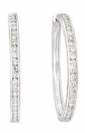 2.35 cts., central panel c. 1920, bangle added later, ap. 18.5 dwts. Inner cir. 6 1/2 inches.