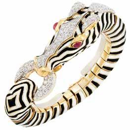 482 480 483 481 480 Art Deco Platinum and Diamond Necklace Bracelet ombination One marquise-shaped diamond ap. 1.00 ct., 5 marquise-shaped, 239 round & 40 baguette-cut diamonds ap. 10.55 cts., c.