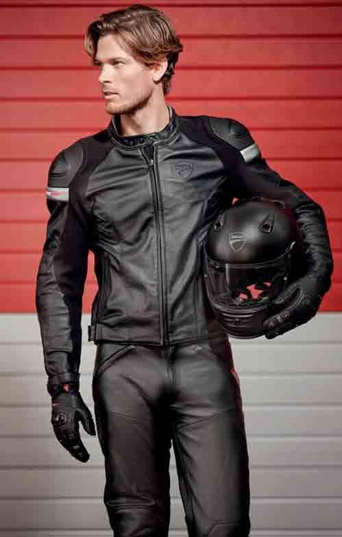Dark Amour Leather jacket 9810189_ Company Leather trousers 9810007_ Diavel 14 Leather Gloves 98102270_