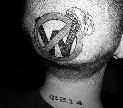 Kerra Fowler In 2004, just before the US election, many people were making anti-bush statements with body art, including this large No-Dubya tattoo on the back of Kerra s head perhaps the first (and