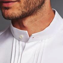 Buttoned officer collar Embroidered B logo on left cuff 1. BELIZIO Chef s jacket.