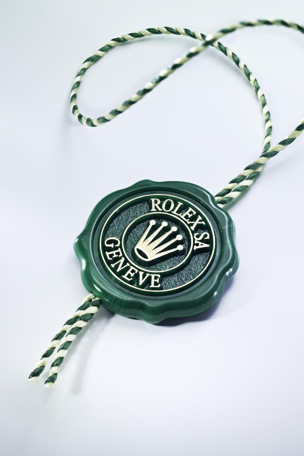 Features SUPERLATIVE CHRONOMETER The green seal accompanying every Rolex watch is a symbol of its status as a Superlative Chronometer.