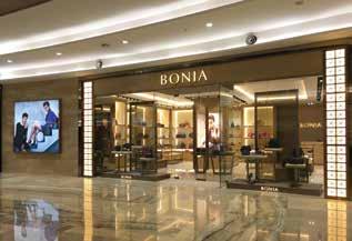 Annual Report 2017 19 Corporate Diary (Cont d) 22 February 2017 BONIA Boutique Opening at Pakuwon Mall, Surabaya BONIA Collaborates with Non-profit Platform, Kakiseni BONIA collaborated with a
