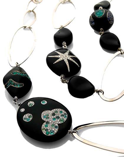 com T : +33 (0) 1 40 23 03 86 Necklace Cosmogonie Pièces Uniques Collection Green-blue tourmalines, paraibas and diamonds in Onyx set with 18K