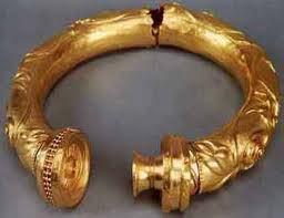 The Broighter Collar The Broighter Collar 1st Century BC The Broighter Hoard is probably the greatest find of ancient artifacts in Ireland.