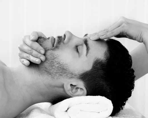 Aromatic Candle massage 60 relax/ energy / mediteran 100% prirodna svijeća otapa se u rukama teraputa te se umirujućim pokretima masaže lagano nanosi na kožu.