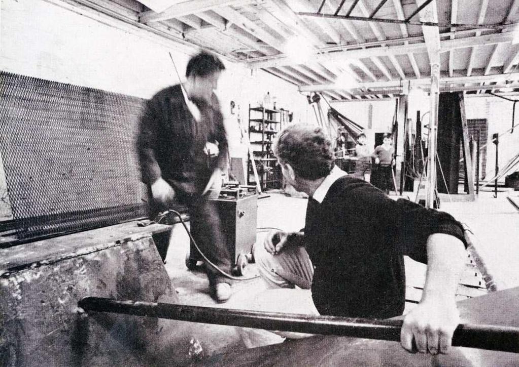 Prologue: Out of Sight Figure 1. Anthony Caro and assistant Charlie Hendy with Prairie in process at the Loudon Road studio, ca. 1966 67.