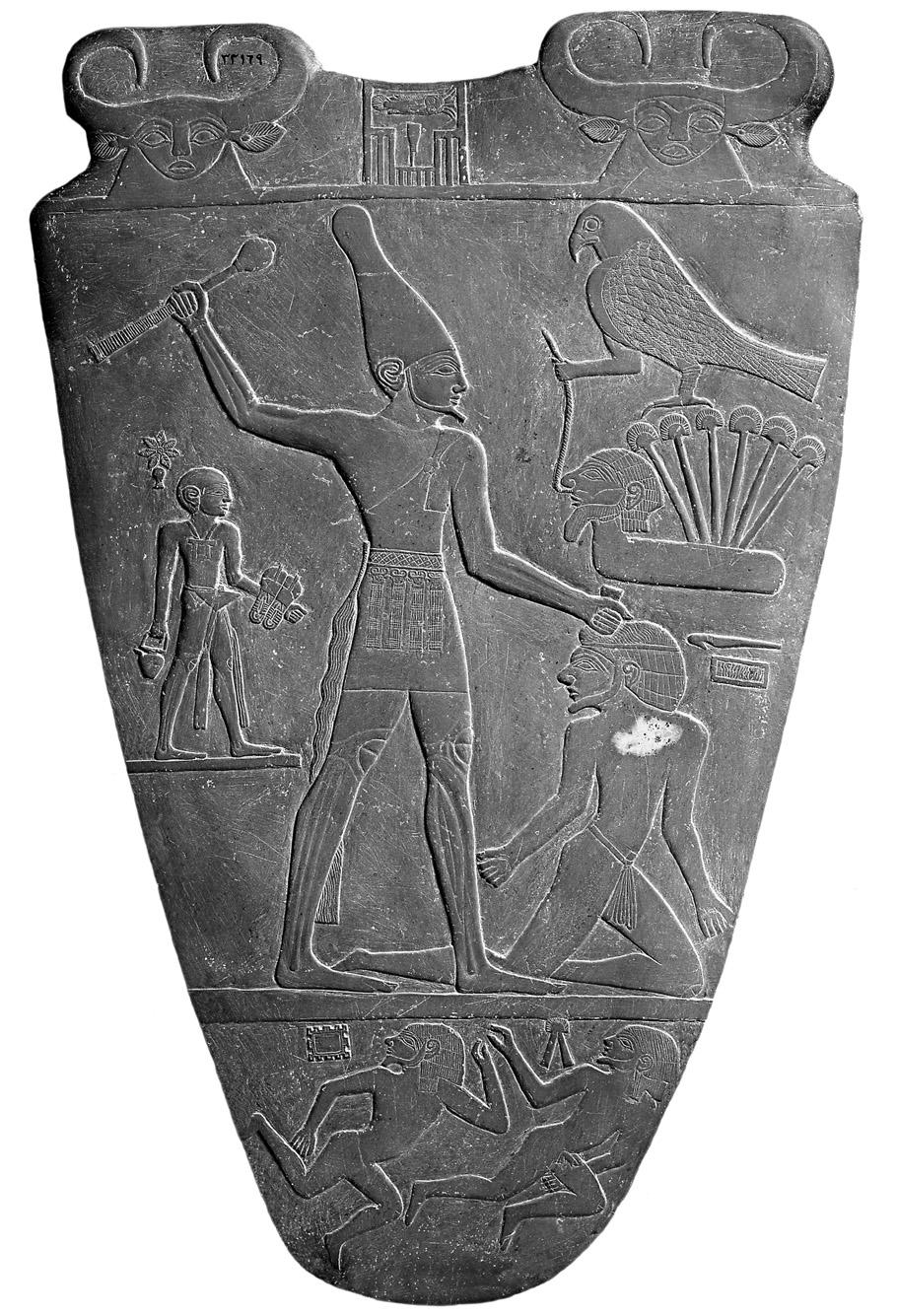 ITTC05 1/25/07 2:57 PM Page 107 The Rise of Complex Society and Early Civilization 107 Figure 5.5 Narmer Palette, reverse.