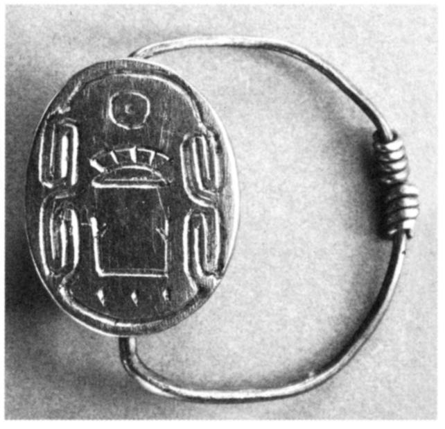 Figures 15 and 16. Scarab from the treasure of Princess Sithathoryunet from el-lahun, ca. 1859-1 813 B.C.