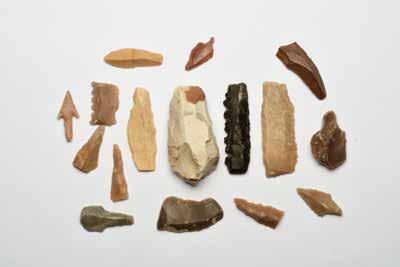 Closing: Wednesday, December 13th, 2:04 P.M. 575. Neolithic Flints Lot (16) Israel. Ca. 6500-4500 B.C. 7/8 to 2 L.