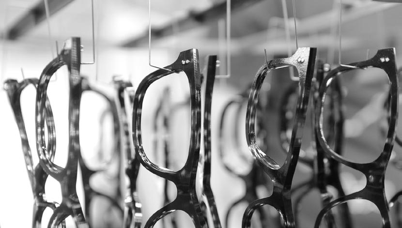 A NEW MILLENNIUM OF CHALLENGES AND GREAT OPPORTUNITIES Expansion into retail The retail expansion plan continued into the new millennium with the acquisition of major optical chains in Australia