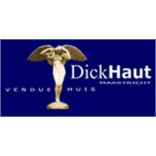 Venduehuis Dickhaut Art and Antiques Started Dec 04, 2015 9am CET Bredestraat 23 A HA Maastricht 6211 Netherlands Lot Description 2 Ivory sculpture, 18th/19th century, Mary and the Christ child