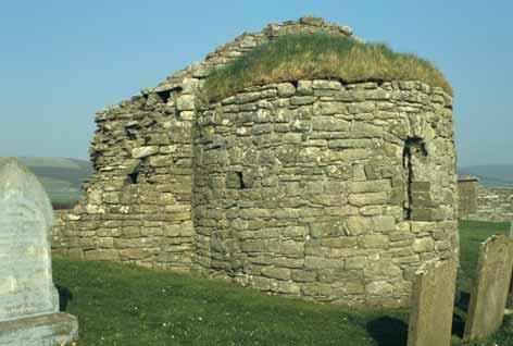 50. The Round Church, Orphir, part of a lordly estate complex Crown Copyright reproduced courtesy of Historic Scotland. settlement had on the Islands.
