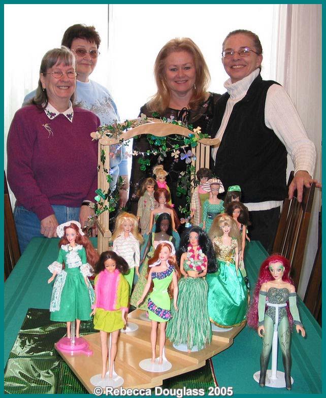 The Barbie s arrived today All Dressed in GREEN. The weather was Nice, Sunny and clear, so Minnie was able to come from Moncton, NB. First we started with a lite lunch of sandwiches, tea and sweets.