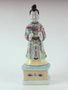 1169 CHINA CHINA Enamelled porcelain statuette