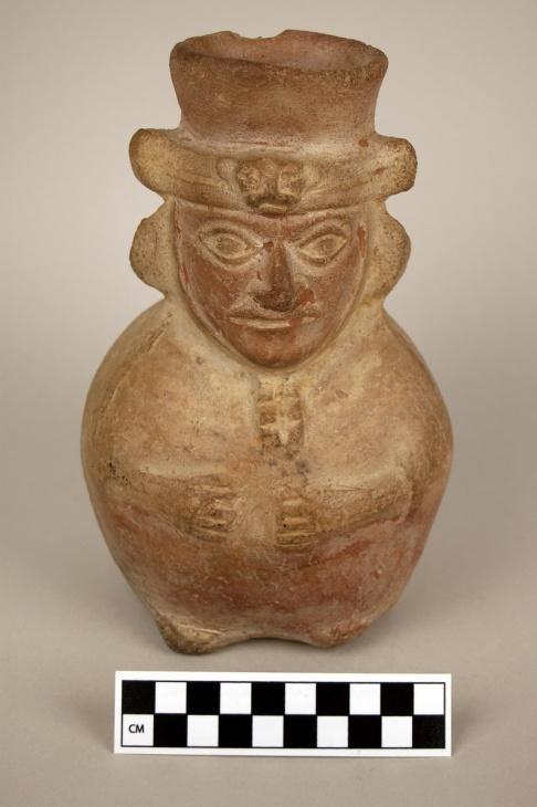 323 Catalog: 7177 / Accession: 176 Catalog Card/Inventory Information: Name = Peruvian Olla Figurine People = Moche per Dan Shea 5/2002 Locality = blank Country = South America How/When Accessioned =