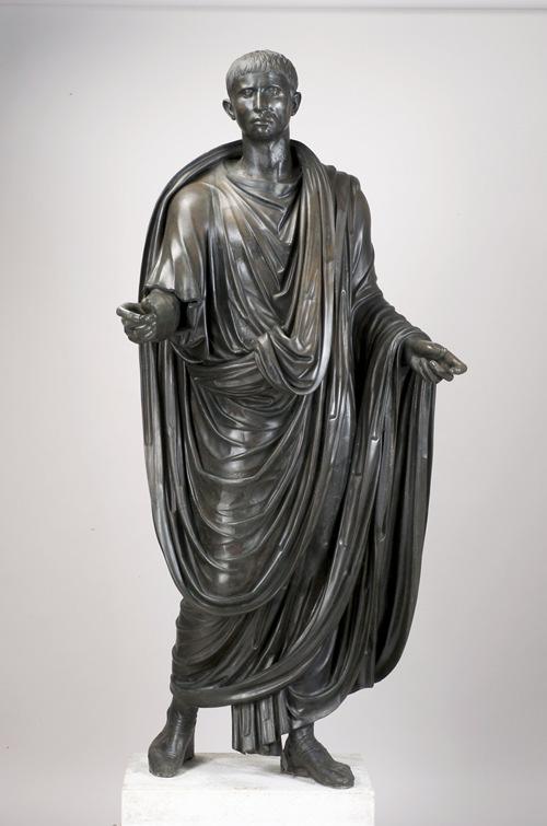 Title: Lucius Mammius Maximus Date / Period: 41-54 CE Origin: Herculaneum Inv.N: 5591 Medium: Size: H. 212 cm Base: 15.