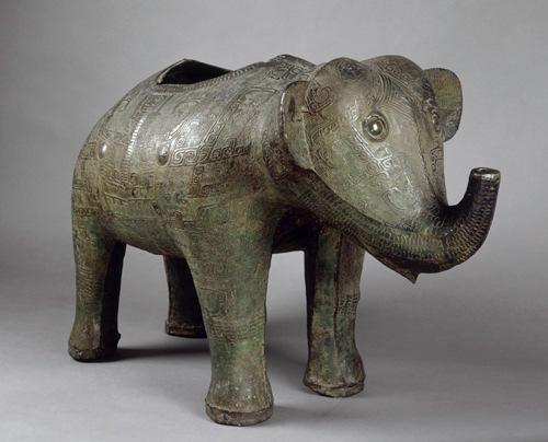 Title: Vessel of the type zun in the form of an Elephant Date / Period: c.1100-1050 BCE Origin: China, Shang Dynasty Inv.N: EO 1545 Medium: Size: H.