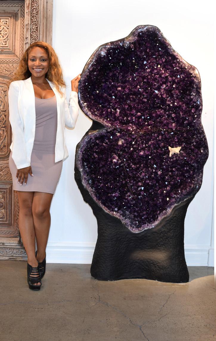 GIANT AMETHYST GEODE This 6 foot tall giant amethyst geode comes from the ian city of Ametista do Sul, in the state of Rio Grande do Sul.