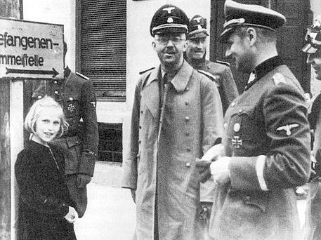 [Image] Heinrich Himmler and his daughter, Gudrun, visiting a