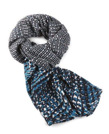 with cosy scarves, elegant shawls and classic