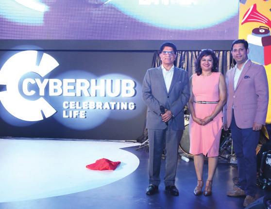 Mall of fame We are delighted to announce the launch of CYBERHUB 2.0, by creating an all-new brand identity for DLF CYBERHUB, and presenting a host of exciting brands.