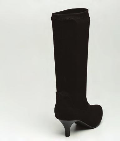 heel boot with ¾ stacked platform.