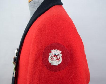 shoulder (Note 1) - centrally, top edge of badge 20mm below shoulder seam Prince s Badge: