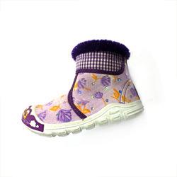 OTHER PRODUCTS: Kids Lightweight Slippers Kids