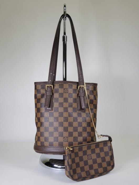 LOUIS VUITTON 2004 Damier Petit Bucket with Pochette Retailed for $1,240, sold in one day for $449.