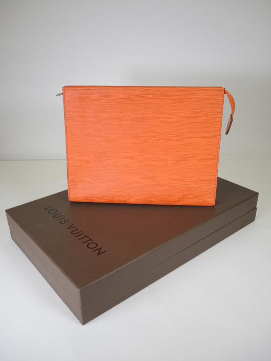 LOUIS VUITTON 2014 Tangerine Orange Epi Leather Toiletry Pouch 26 Retailed for $605, sold in one day for $399.
