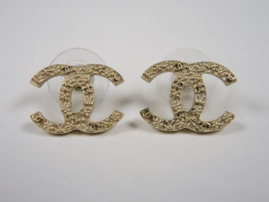 CHANEL Gold-Tone Granulated Interlocking Signature CC Post Earrings Sold in one day for $219.