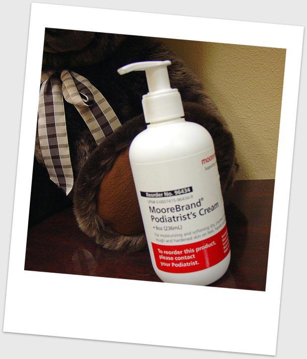 It delivers the same maximum relief for rough, dry, itchy, irritated feet by combining deep penetrating 20%