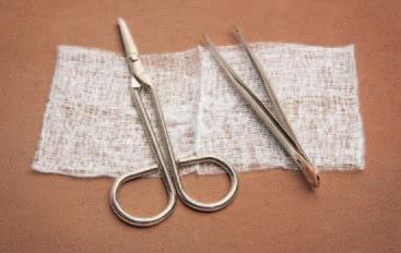 Wound Care/Tools and Cleansers Suture Removal Kit Disposable kits ensure sterility. Sterile kit contains metal-insert forceps, Littauer Scissors and a cotton-filled gauze sponge.