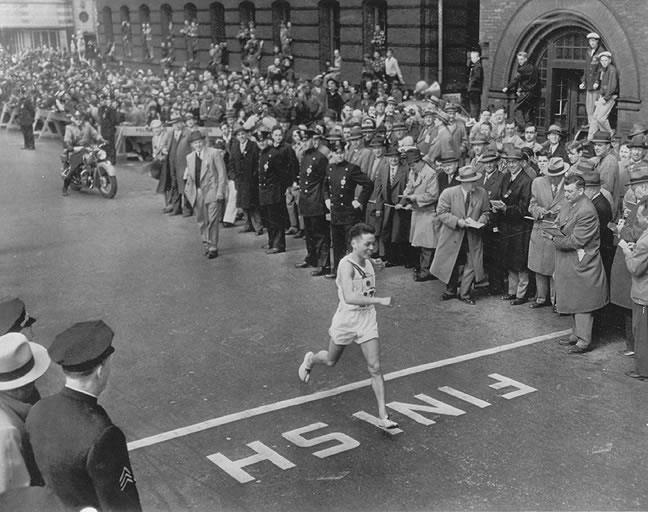 19 year-old Shigeki Tanaka was a survivor of the bombing of Hiroshima and went on to win the < /div> 1951 Boston Marathon. The crowd was silent as he crossed the finish line.