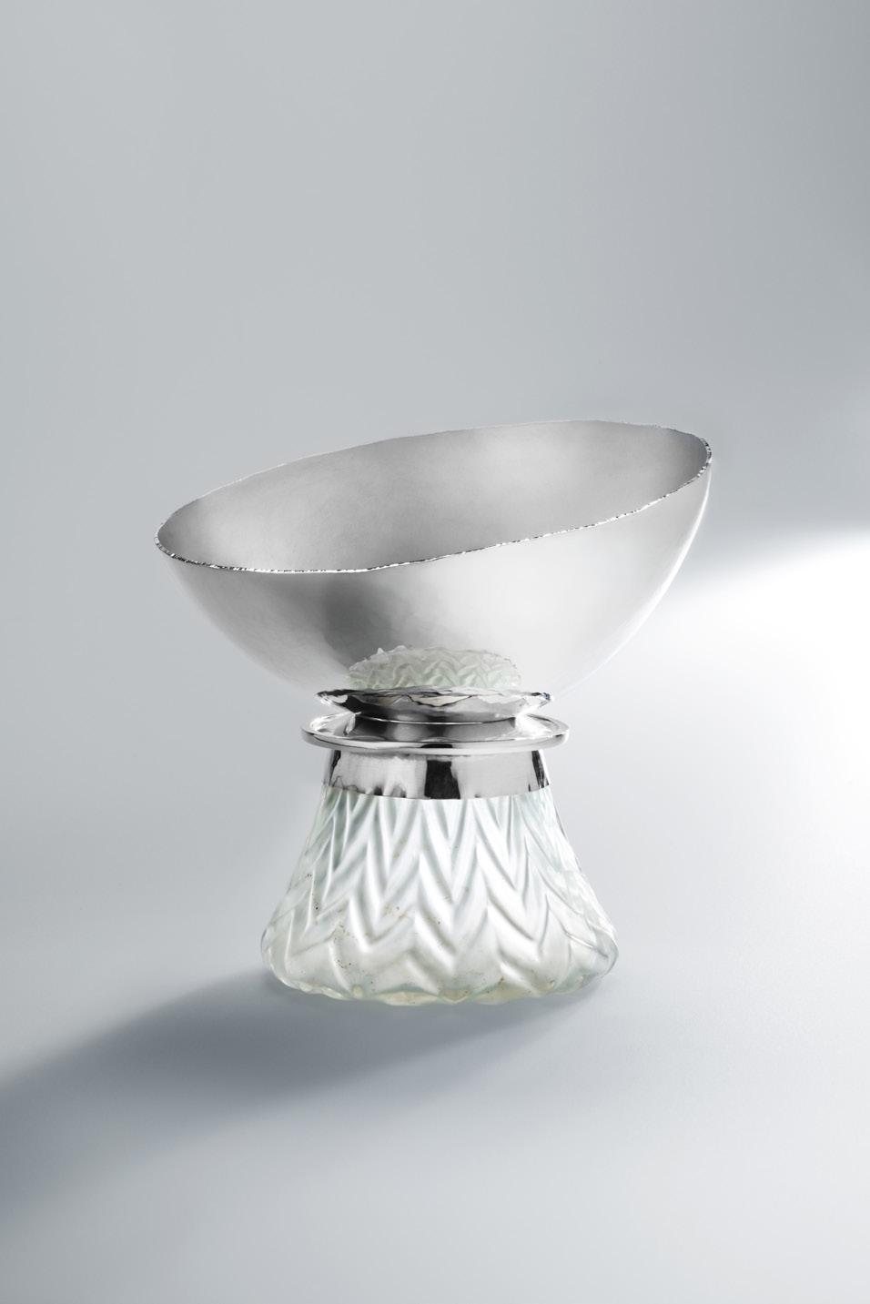 Bowl and Stand 2015, sterling silver,
